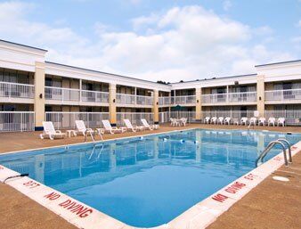 Garden Inn Fredricksburg South Fredericksburg Exterior photo